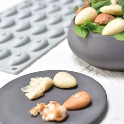 Cerf Dellier Moule Amande Pavoni